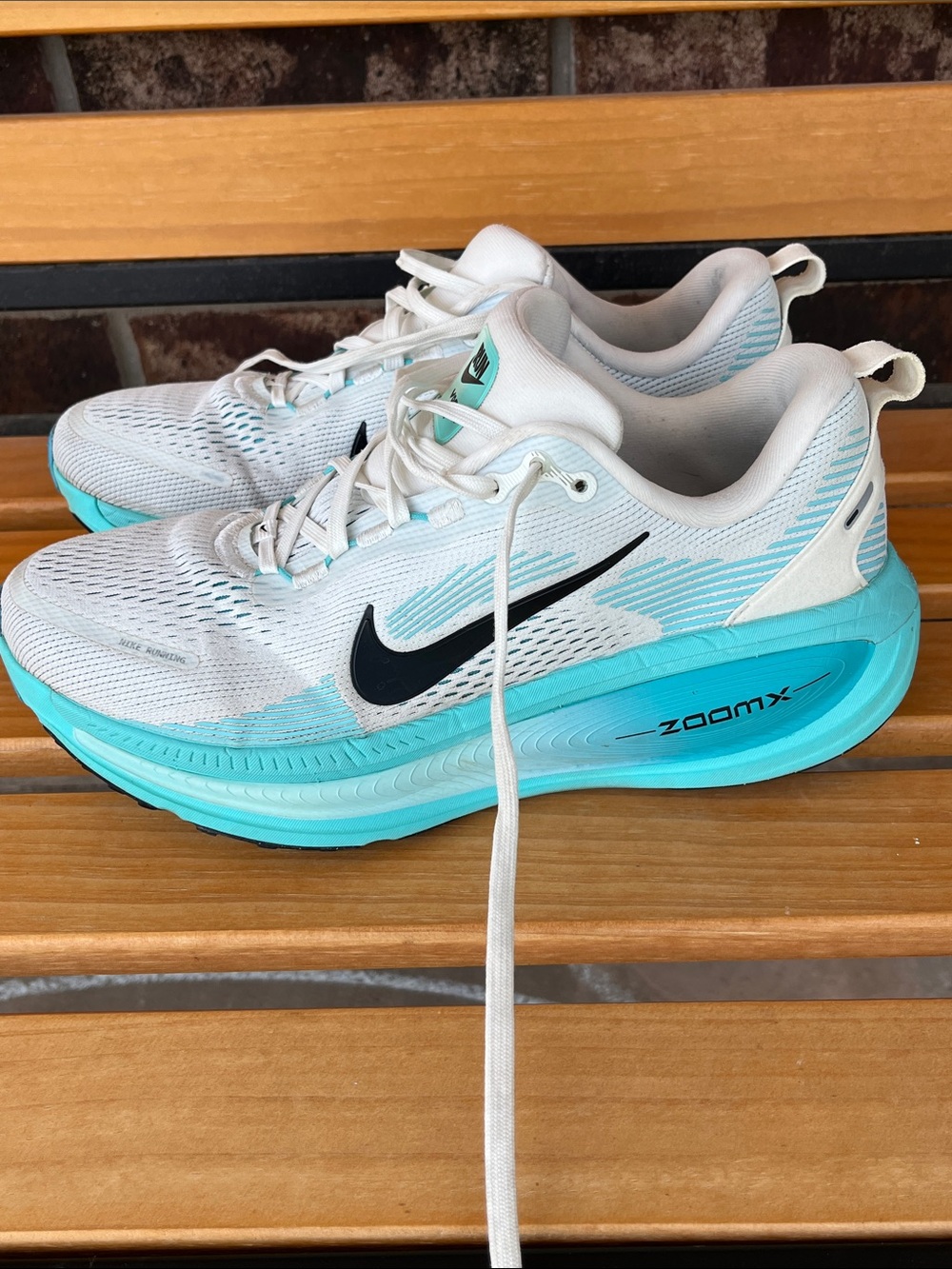 Nike ZoomX Running Shoes - Picture 2 of 9